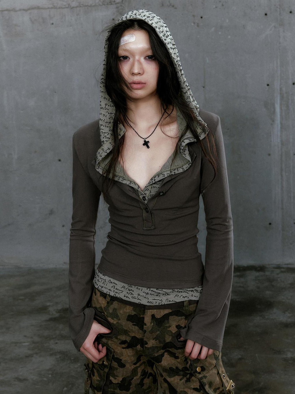 Cest Nous Slim Fit Printed Pullover Hooded Layered Street Punk Women Cotton Blend Hoodie