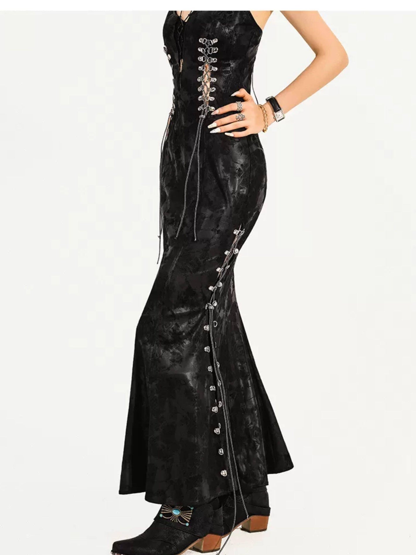 Nico Molly Tie Waist Gothic V-neck Spaghetti Strap Black Slim Maxi Dresses