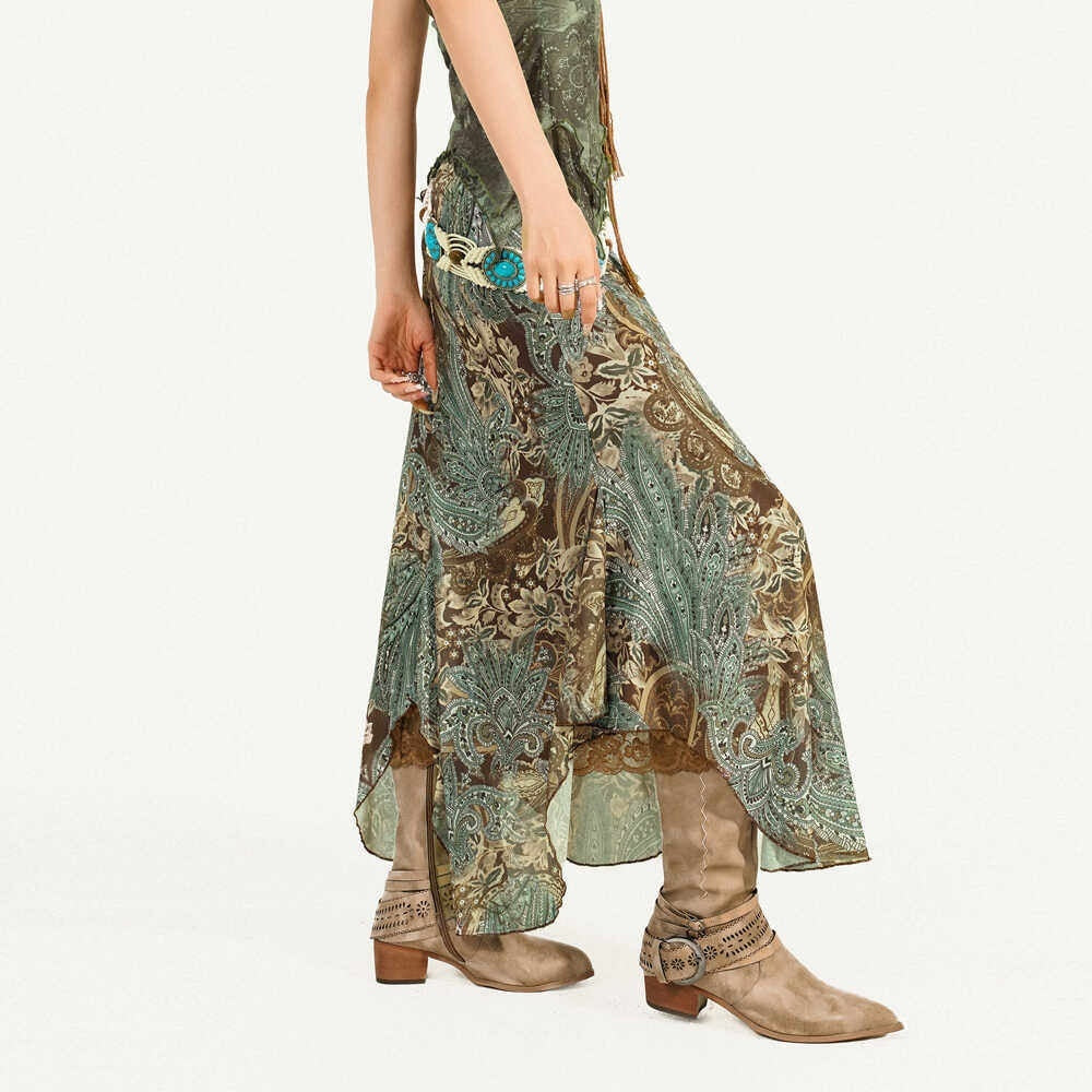Nico_Molly_Floral_Patchwork_V-neck_Slim_Fit_Sleeveless_Women_Printed_Green_Top_&_Skirt_Sets_MISSTT