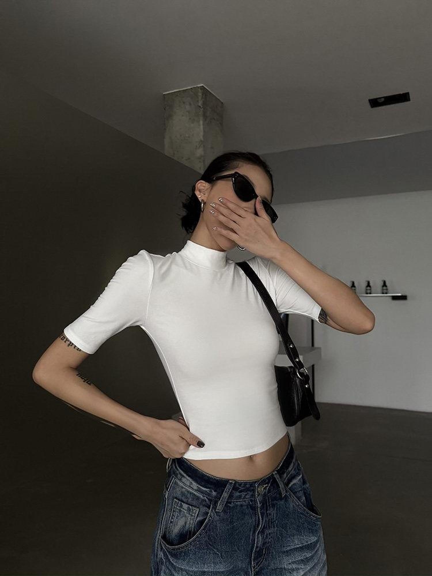 ZERO Sexy Slim Solid Stand Collar Lyocell Knit Half Sleeve Everyday Basic Crop Tops
