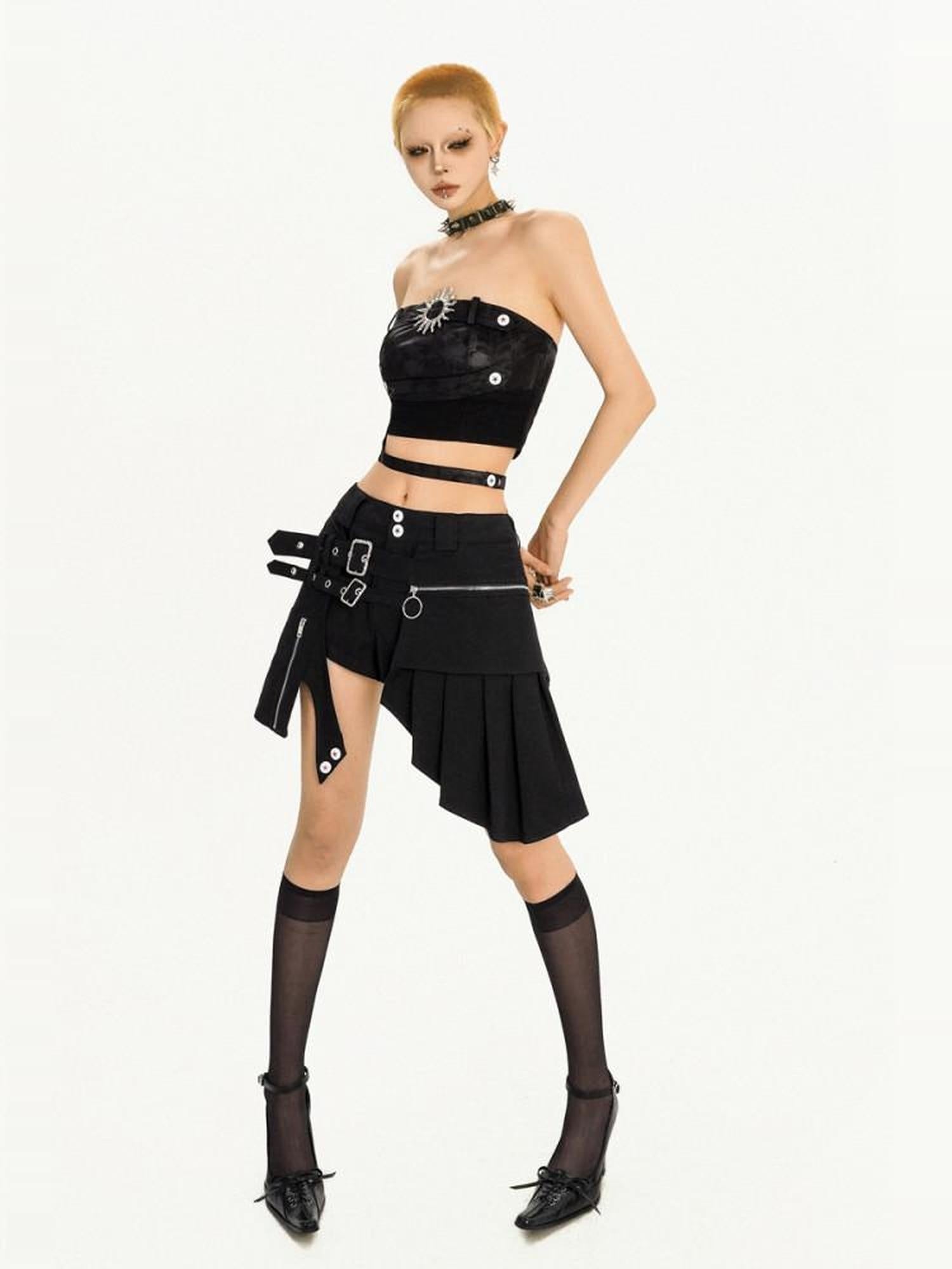 Nico Molly Figure Flattering Slim Fit Cropped Original Design Solid Black Top & Shorts Sets