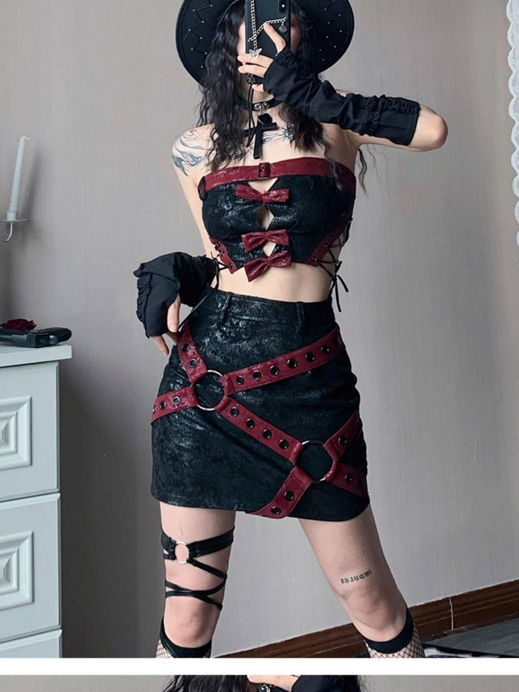 WSW Original Cropped Strapless Polyester Red Black Women Tube Tops / Bandeaus