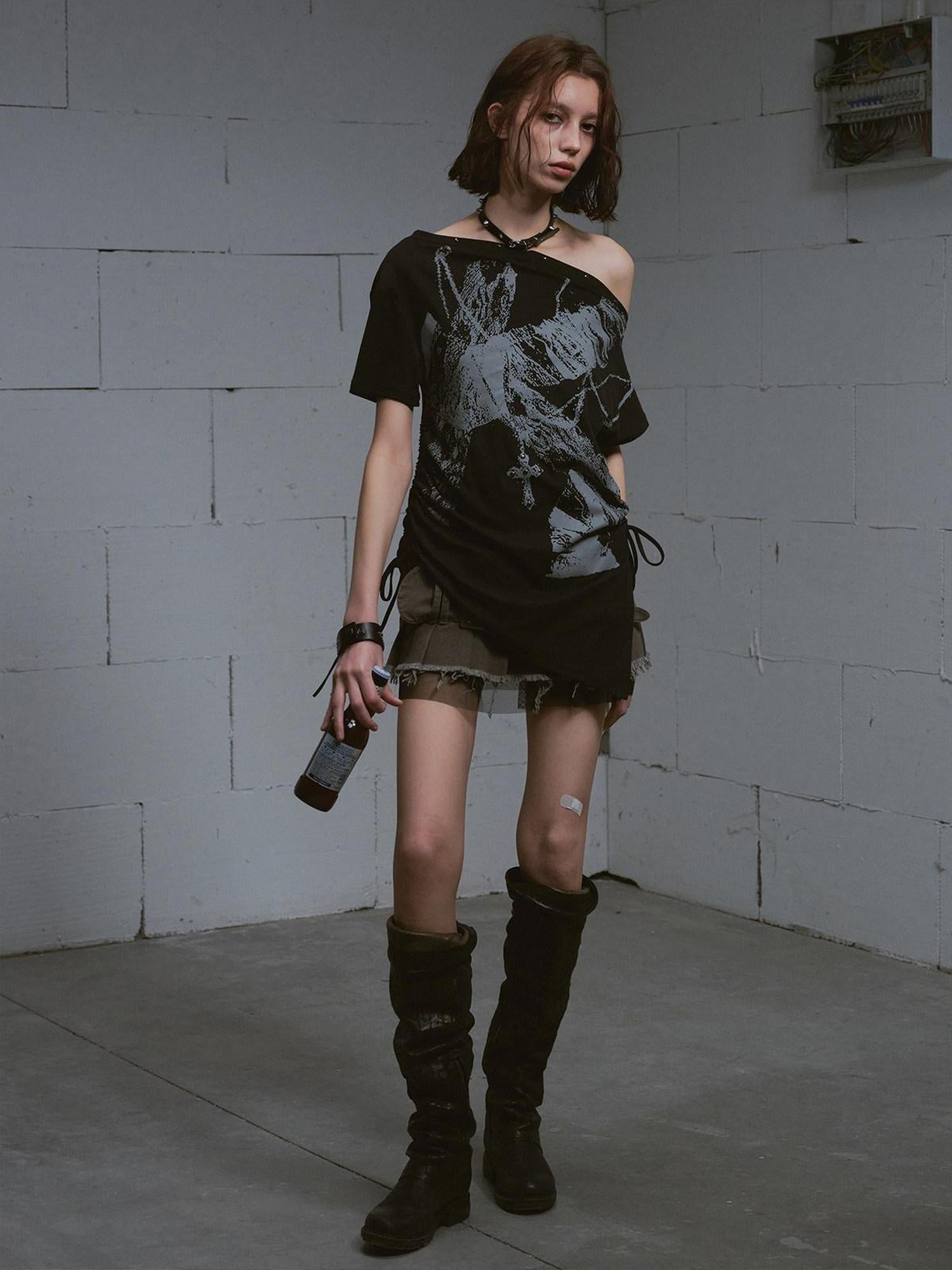 Cest Nous Lightweight Cotton Loose Punk Graffiti Asymmetric Tie Women Offshouldercroptops
