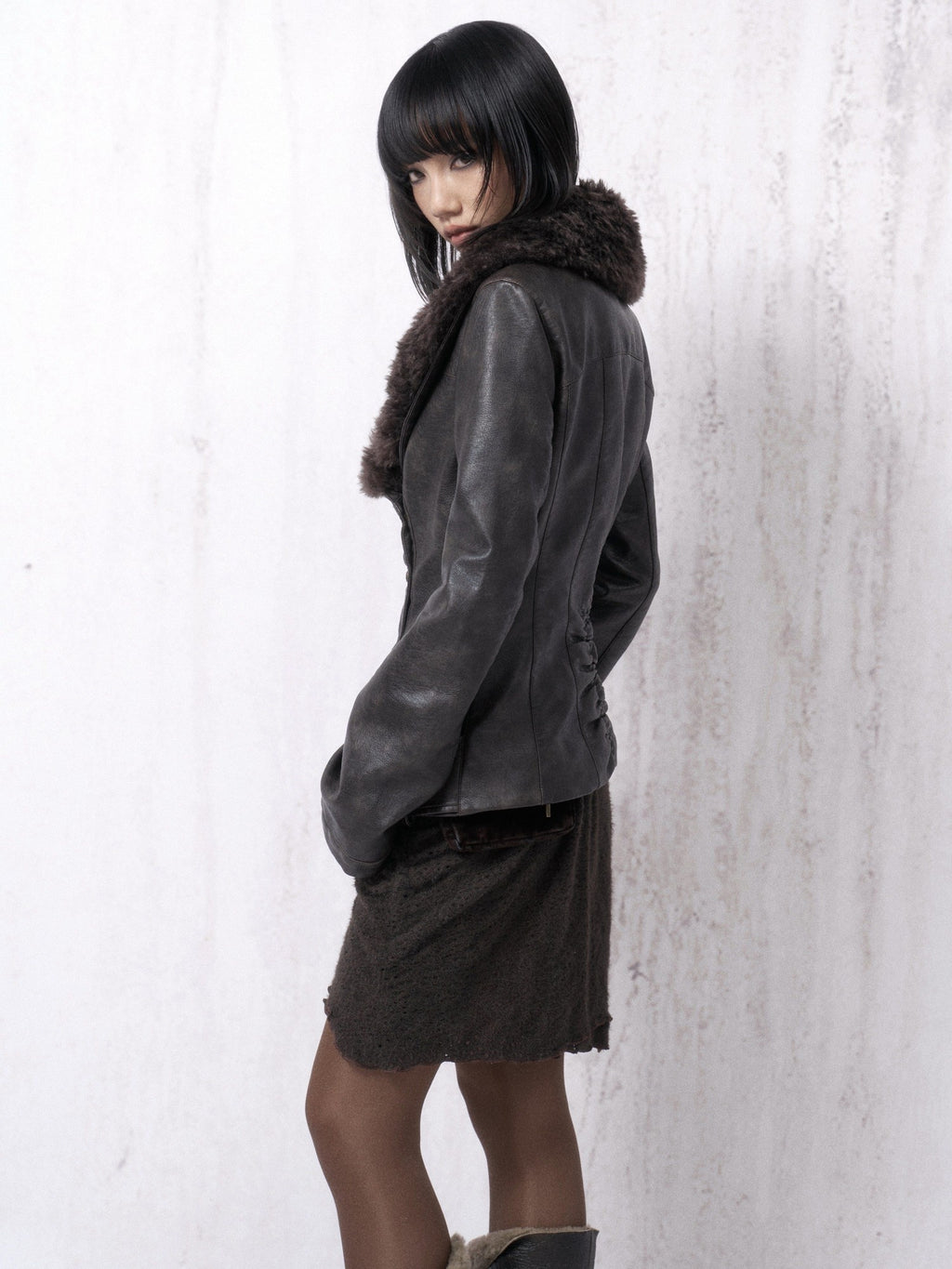 OPEN AESTHETIC Warm Fur Collar Slim Fit Retro Pleated Pu Brown Notch Collar Leather Jackets