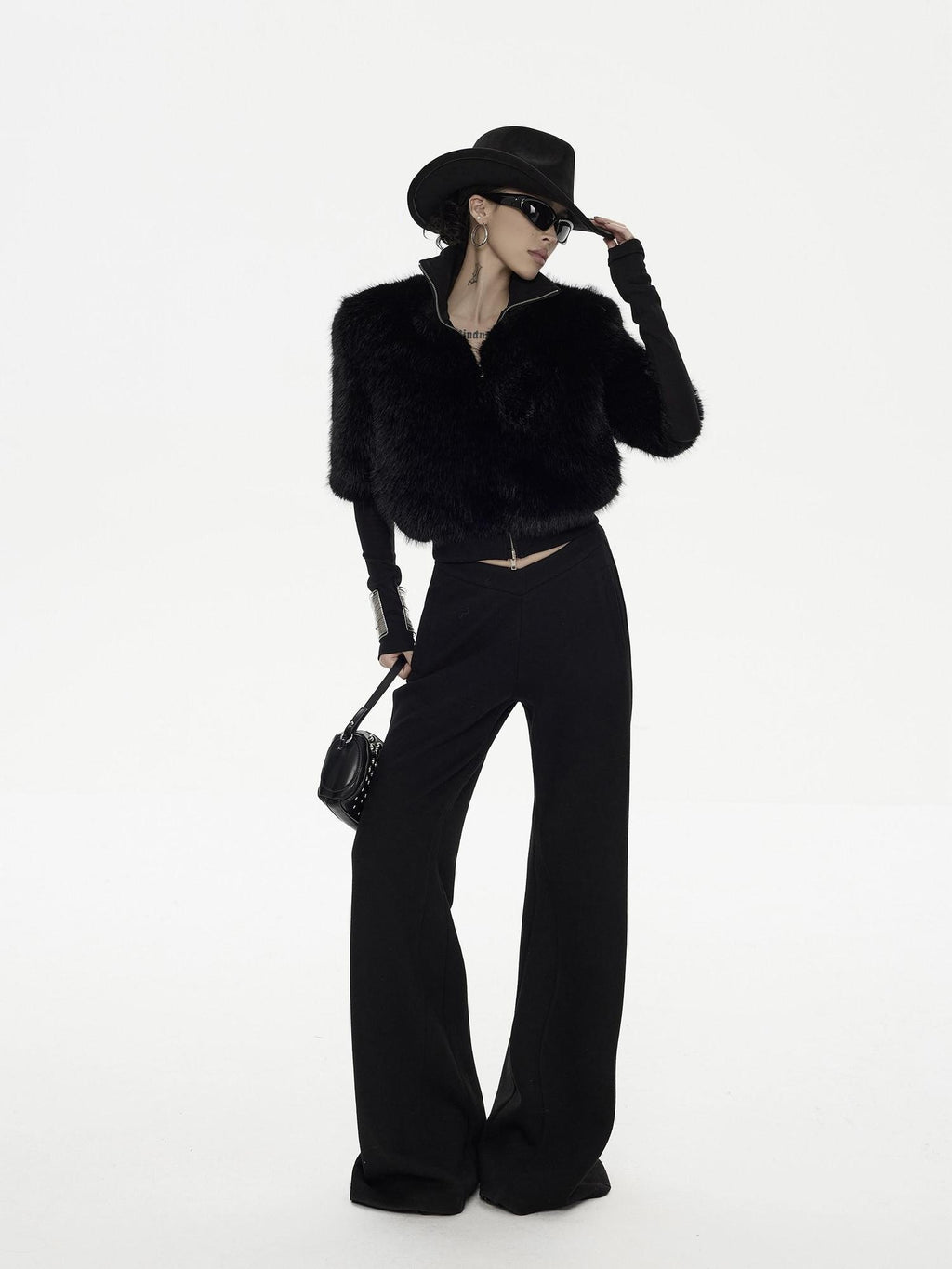ZERO Woven Polyester Short Street Style Standard Fit Women Everyday Black Cardigans