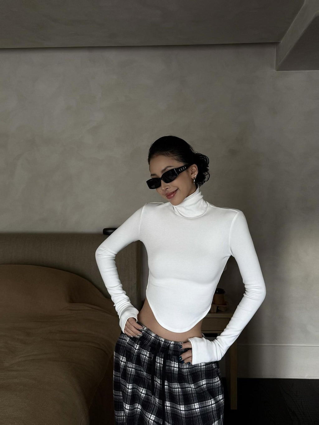 ZERO Lyocell Knit Thick Slim Cropped Top Casual Women Black Long Sleeve Crop Tops