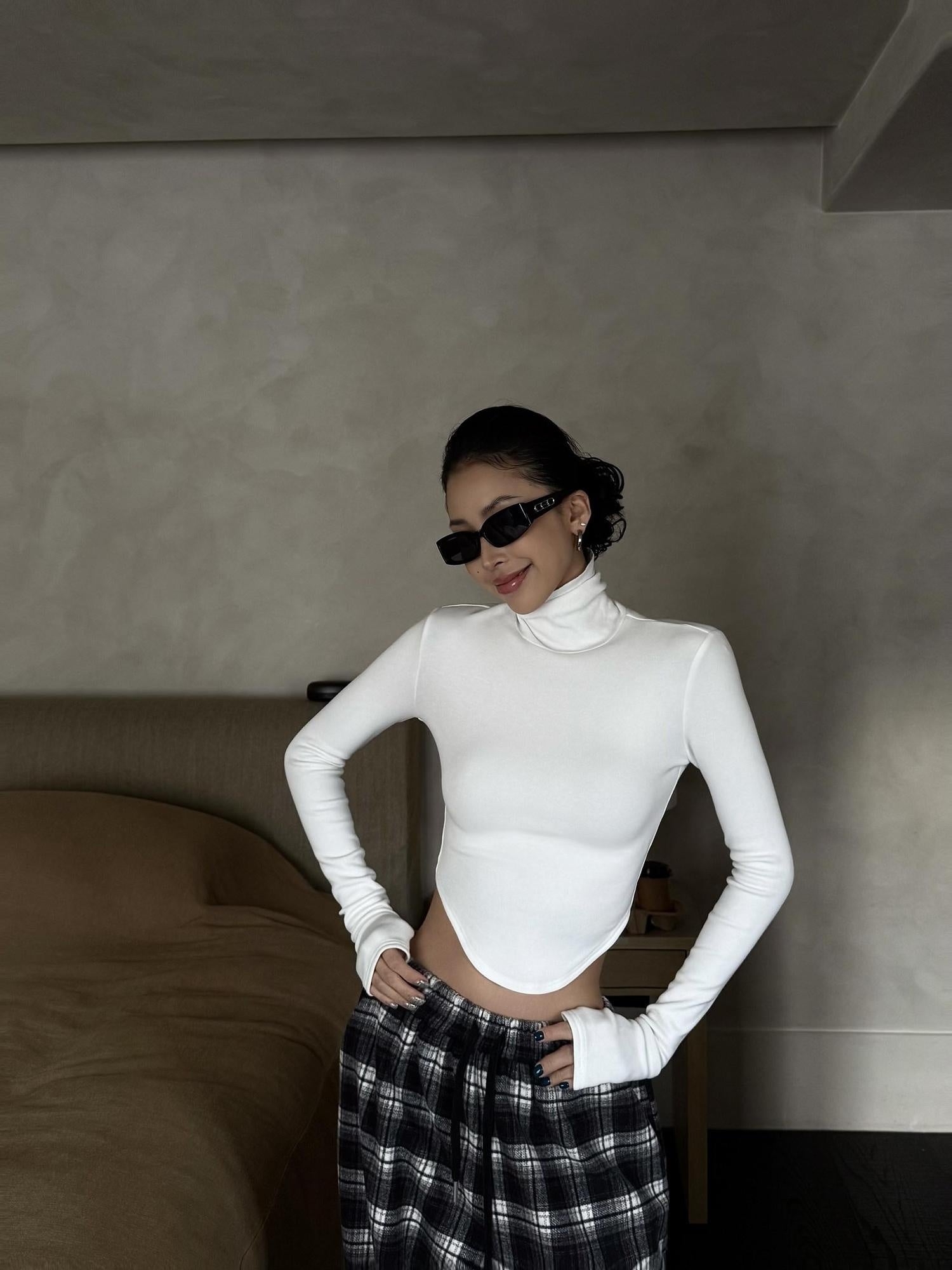 ZERO Lyocell Knit Thick Slim Cropped Top Casual Women Black Long Sleeve Crop Tops