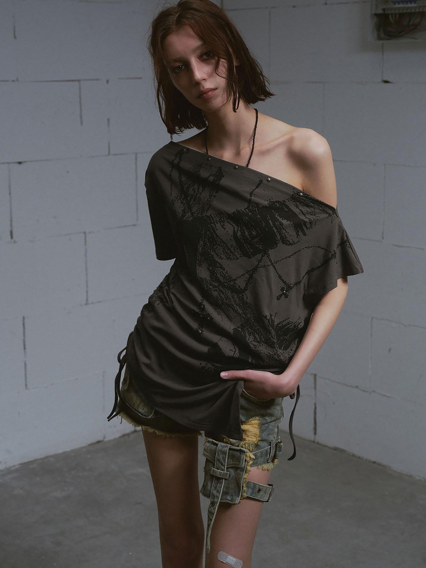 Cest Nous Lightweight Cotton Loose Punk Graffiti Asymmetric Tie Women Offshouldercroptops