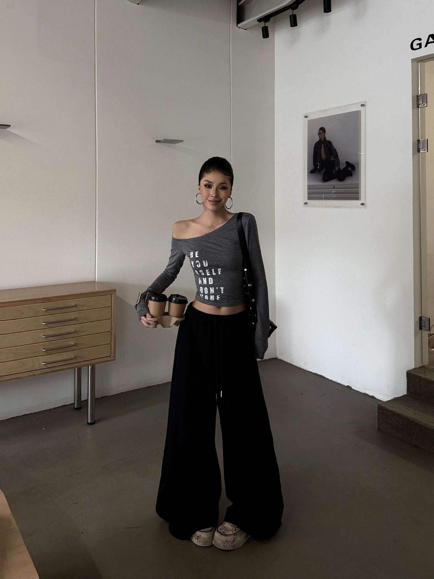 ZERO Soft Cotton Letter Print Casual Slim Asymmetric Neck Black Long Sleeve Crop Tops
