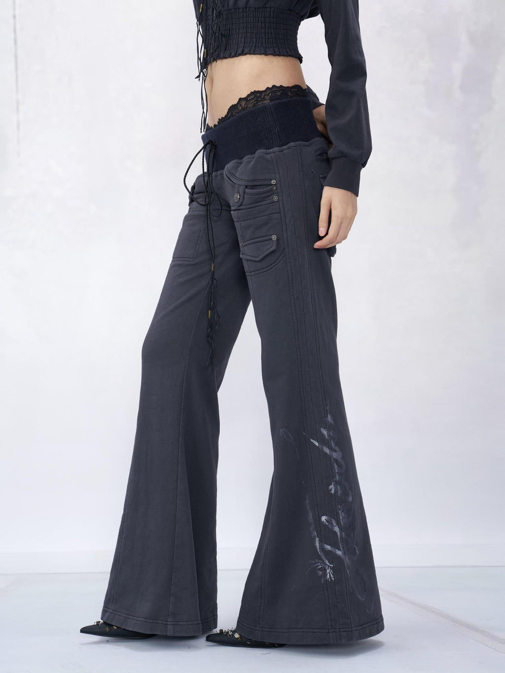 Flowers birds Market 100% Cotton Printed Sexy Slight Flare Mid Rise Women Purple Sweatpants/Joggers
