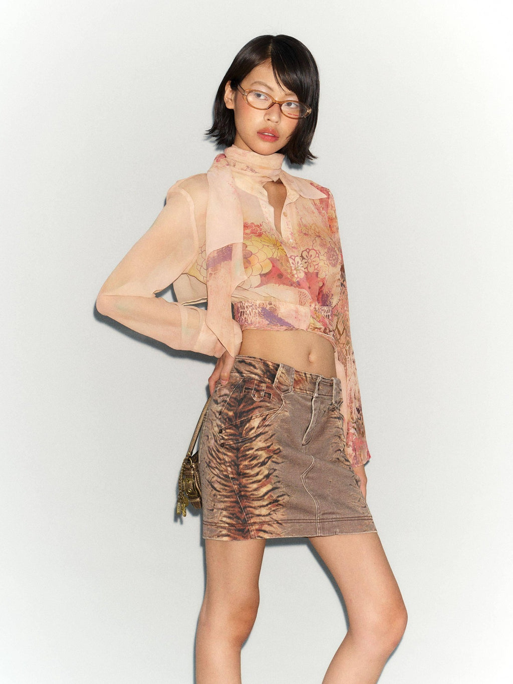 Flowers birds Market Comfort Stretch Vintage Distressed Printed Slim Mid Rise Denim Mini Skirts