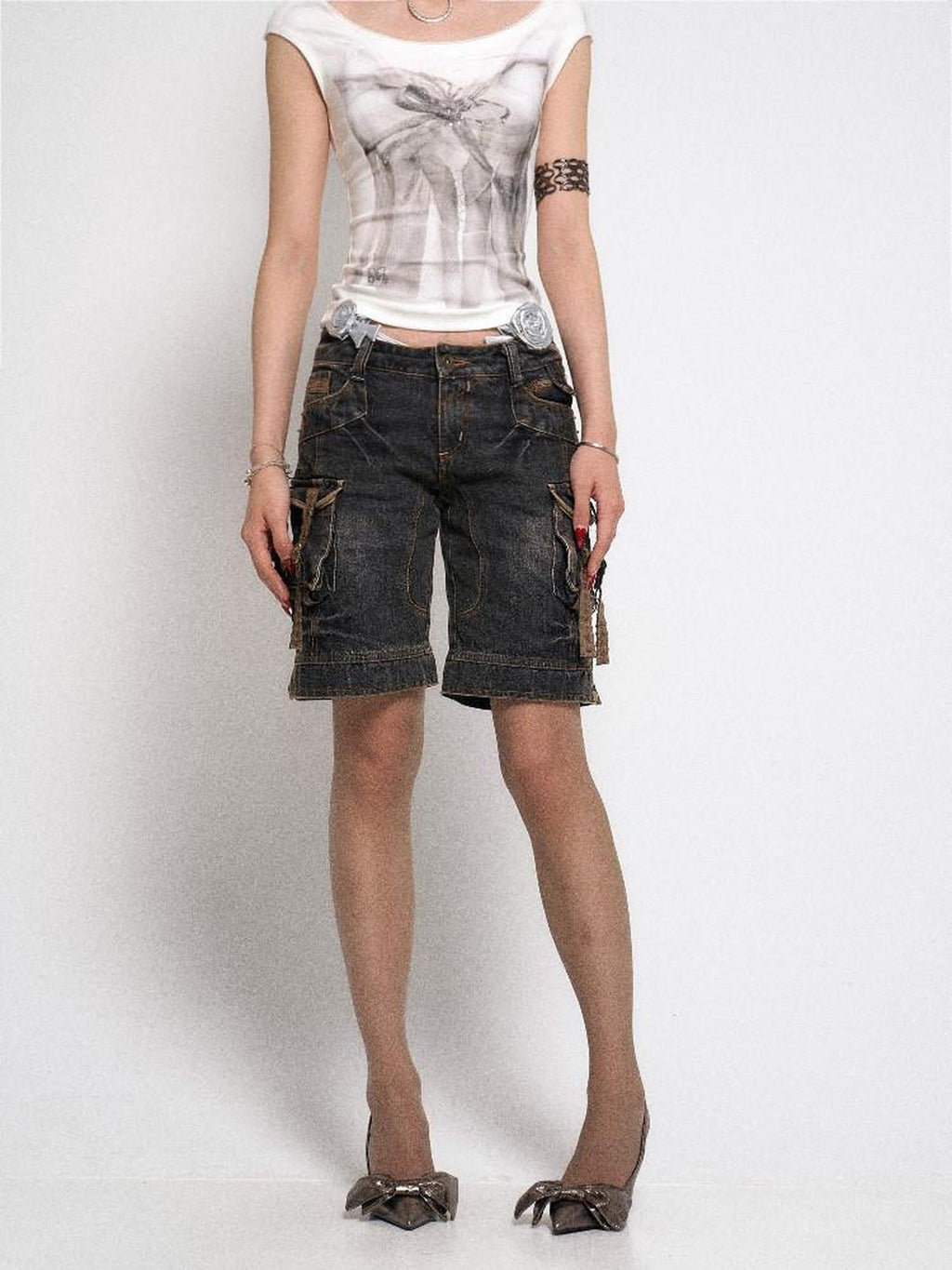 Flowers birds Market High Cotton Micro Stretch Washed Low Rise Straight Pocket Dark Gray Denim Shorts