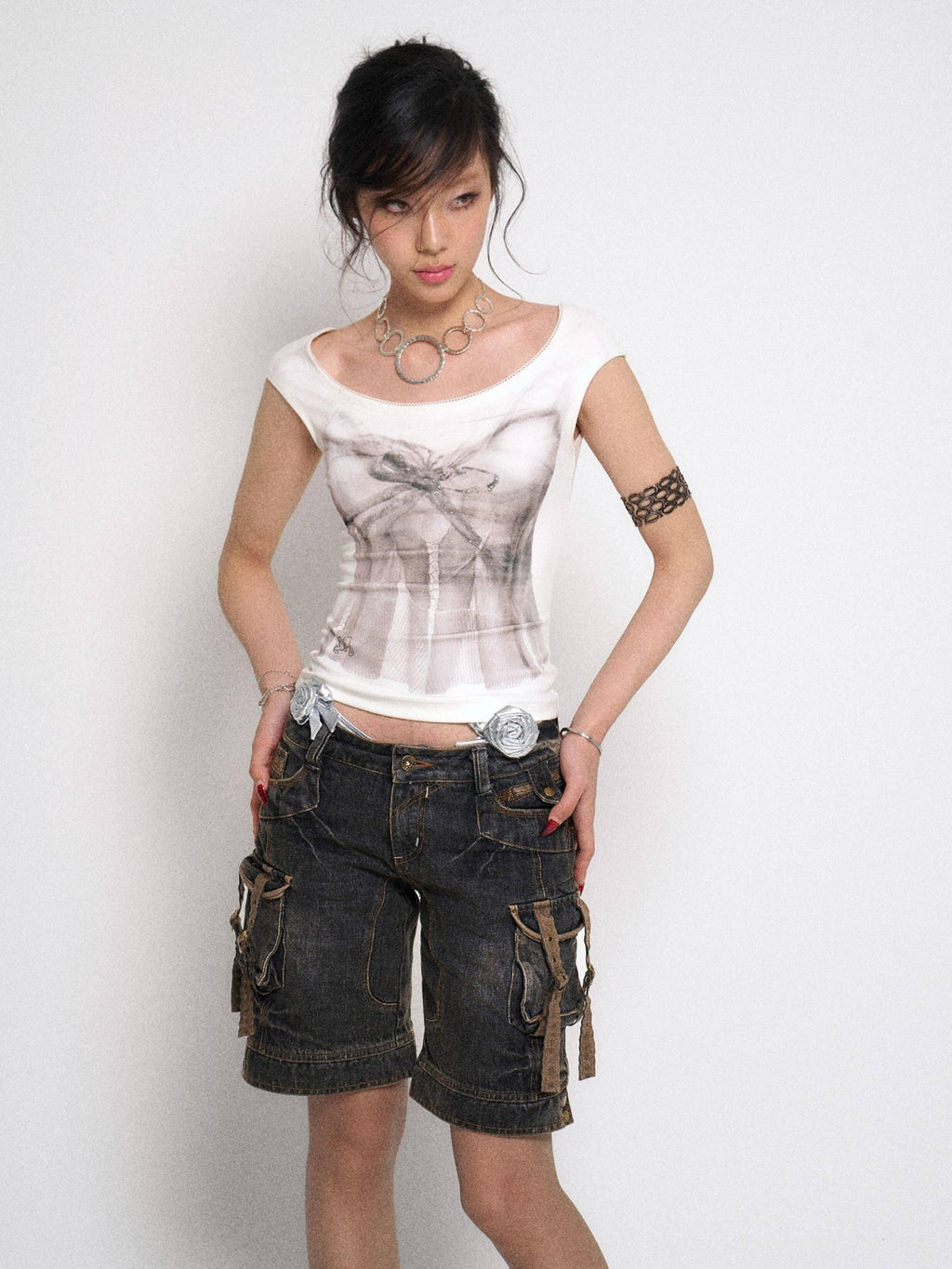 Flowers birds Market High Cotton Micro Stretch Washed Low Rise Straight Pocket Dark Gray Denim Shorts