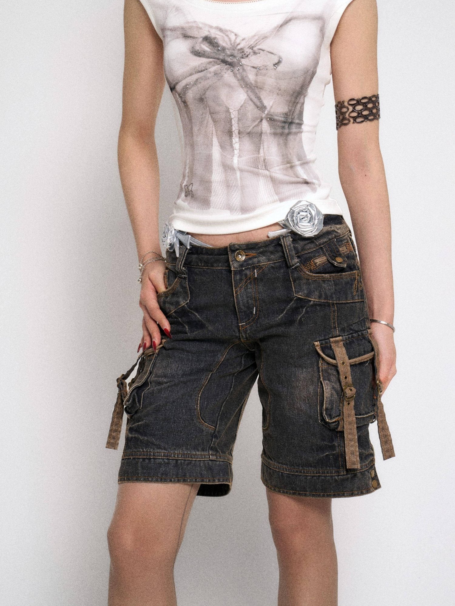 Flowers birds Market High Cotton Micro Stretch Washed Low Rise Straight Pocket Dark Gray Denim Shorts