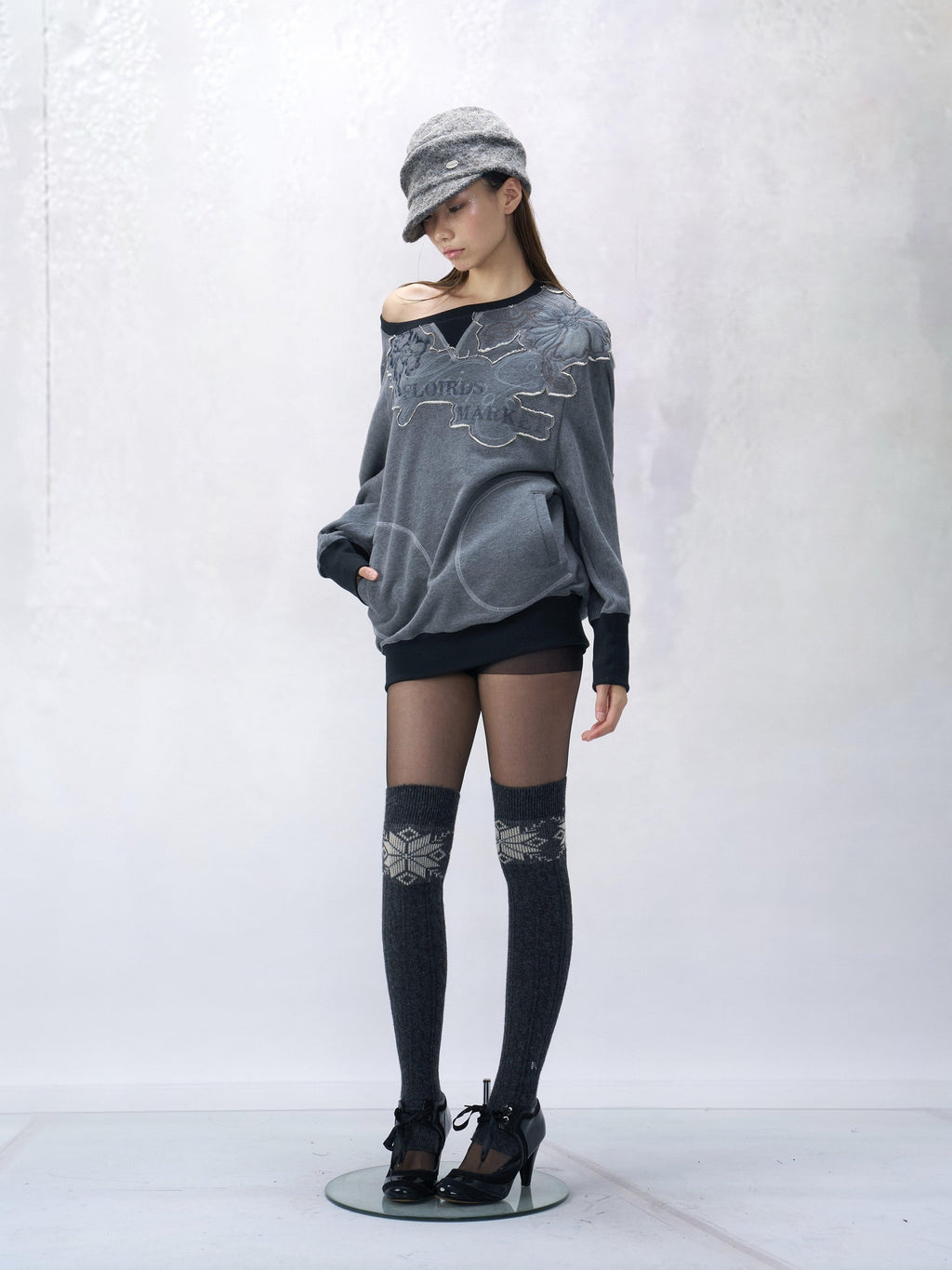 Flowers birds Market Soft Cotton Oversized Asymmetric Collar Commuter Women Floral Sweatshirts