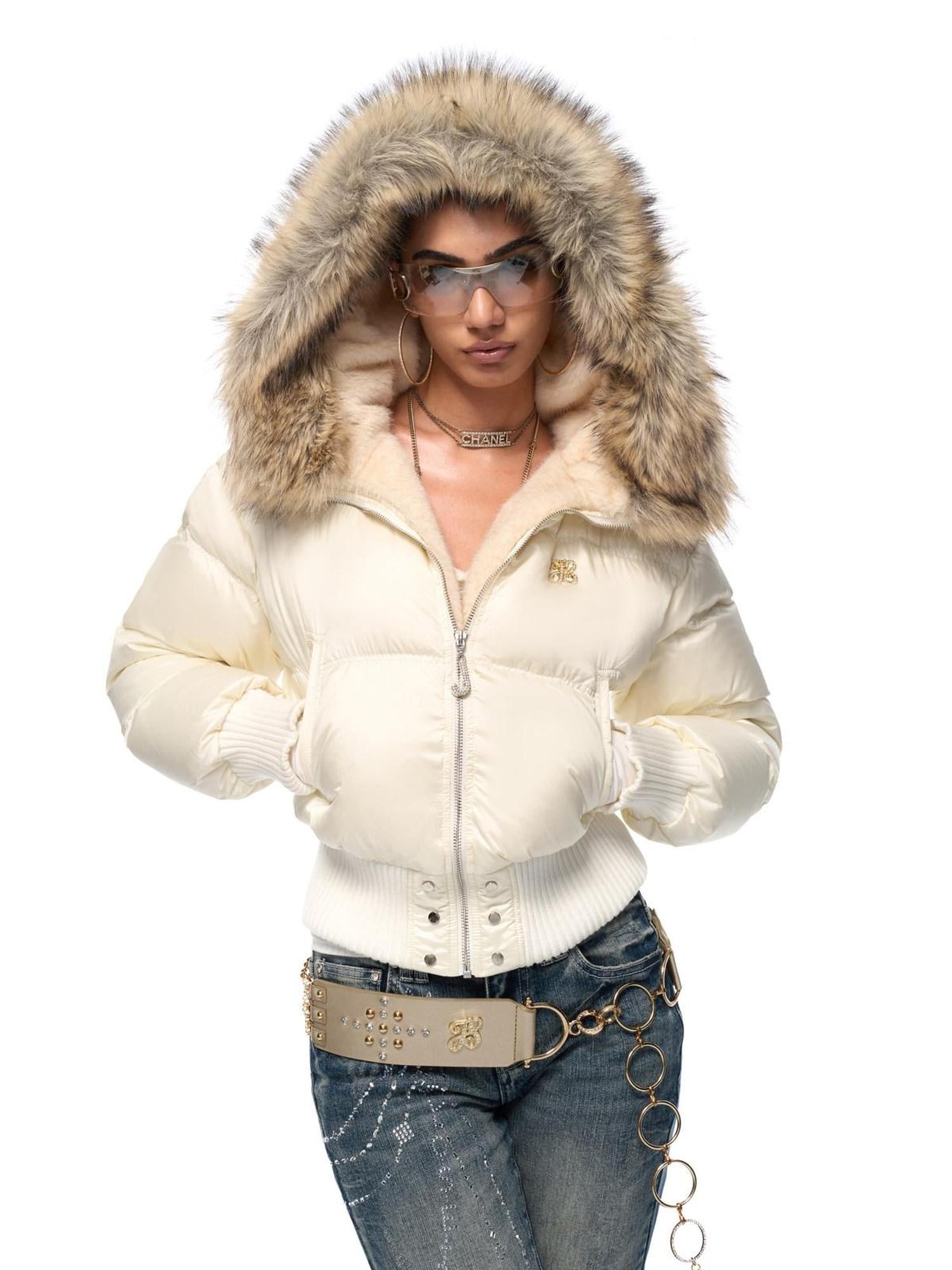 JYOSEI Warm White Duck Down Hooded High Waist Short Sexy Puffer Women Down Jackets