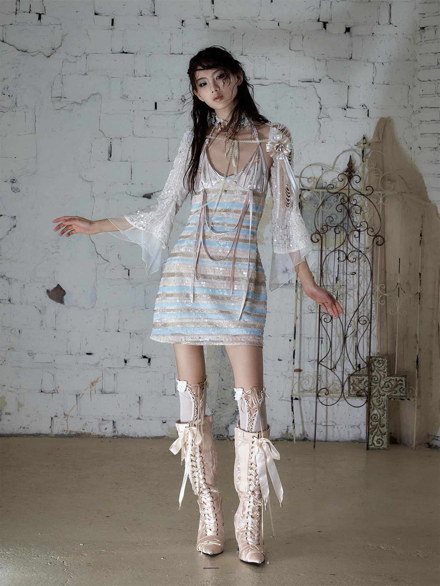 NO ROMANCE Baroque Pearl Chain Cutout Sequin Capelet Women'S Polyester Chiffon Blouses