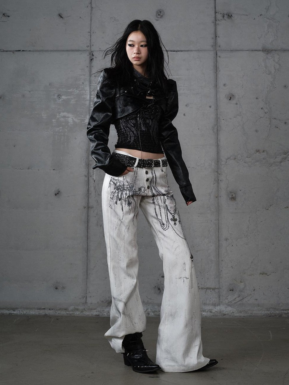 NO ROMANCE Distressed Street Punk Printed Women'S Cotton Wide-Leg Jeans