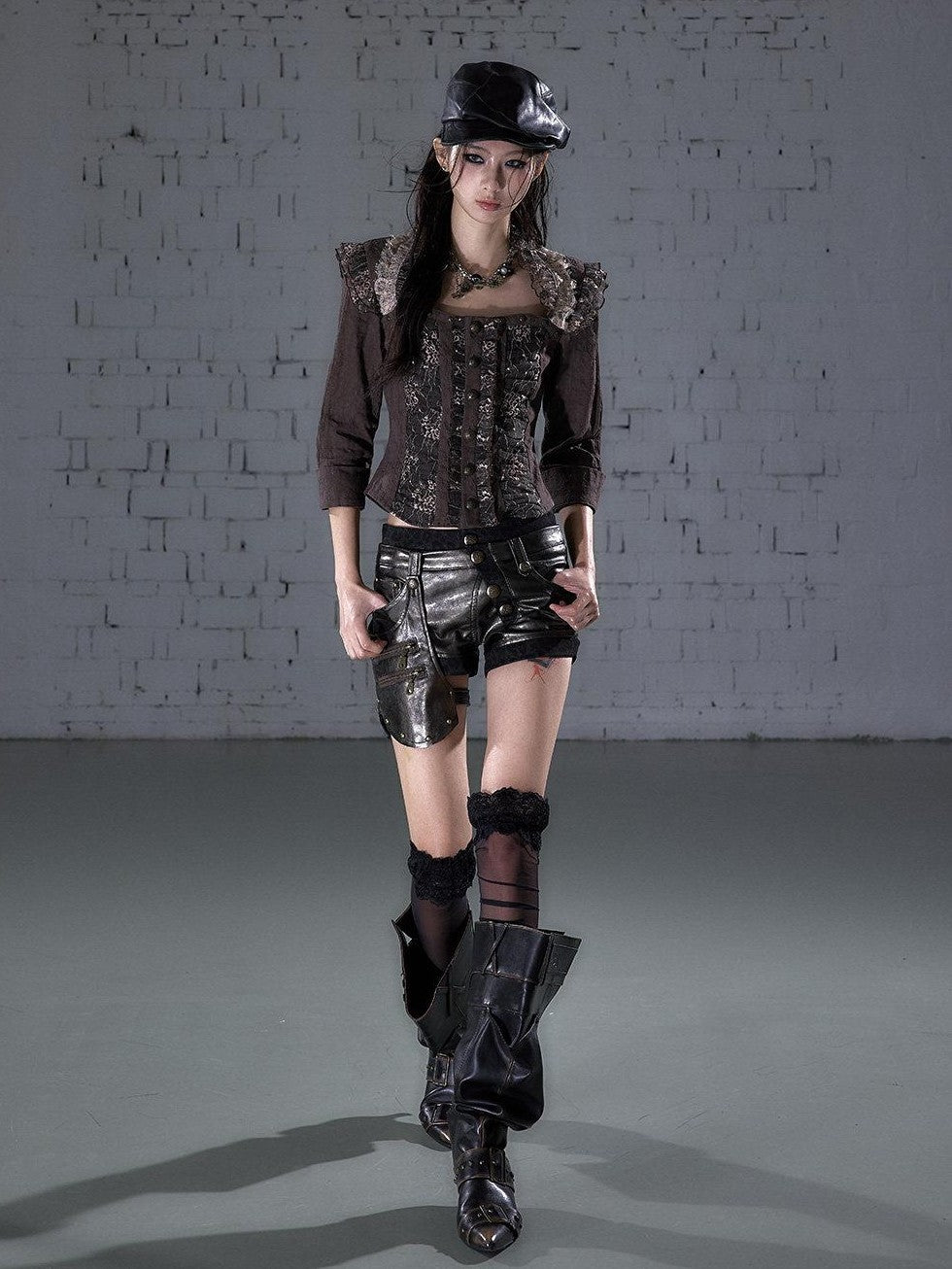 NO ROMANCE Punk Lace Detachable Asymmetric Low Waist Women'S Faux Leather Short Trousers