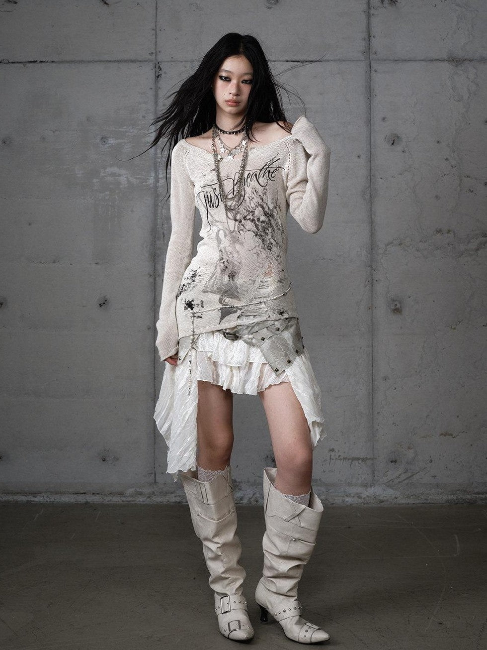 NO ROMANCE Punk Reversible Printed Ripped Slim Vneck Women'S Polyester Long Sleeve T-Shirts