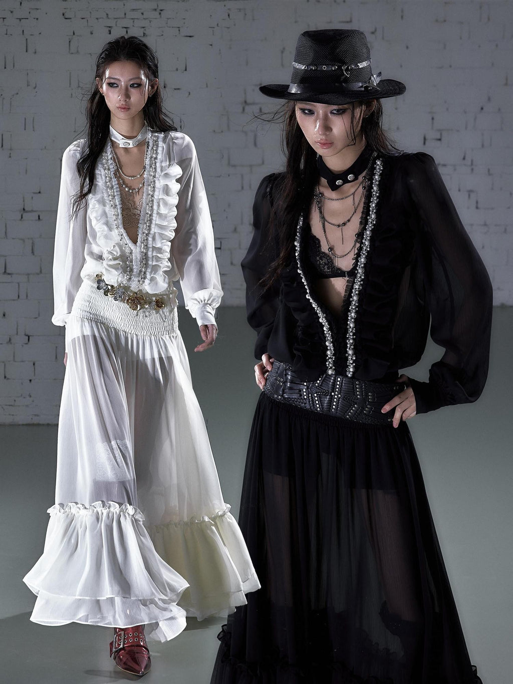 NO ROMANCE Regal Resort Pleated Deep V Long Sleeve A Line Women'S Chiffon Maxi Dresses