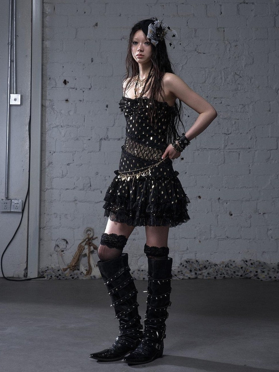 NO ROMANCE Retro Polka Dot Gold Foil Lace Halter Women'S Polyester Strapless Mini Dresses