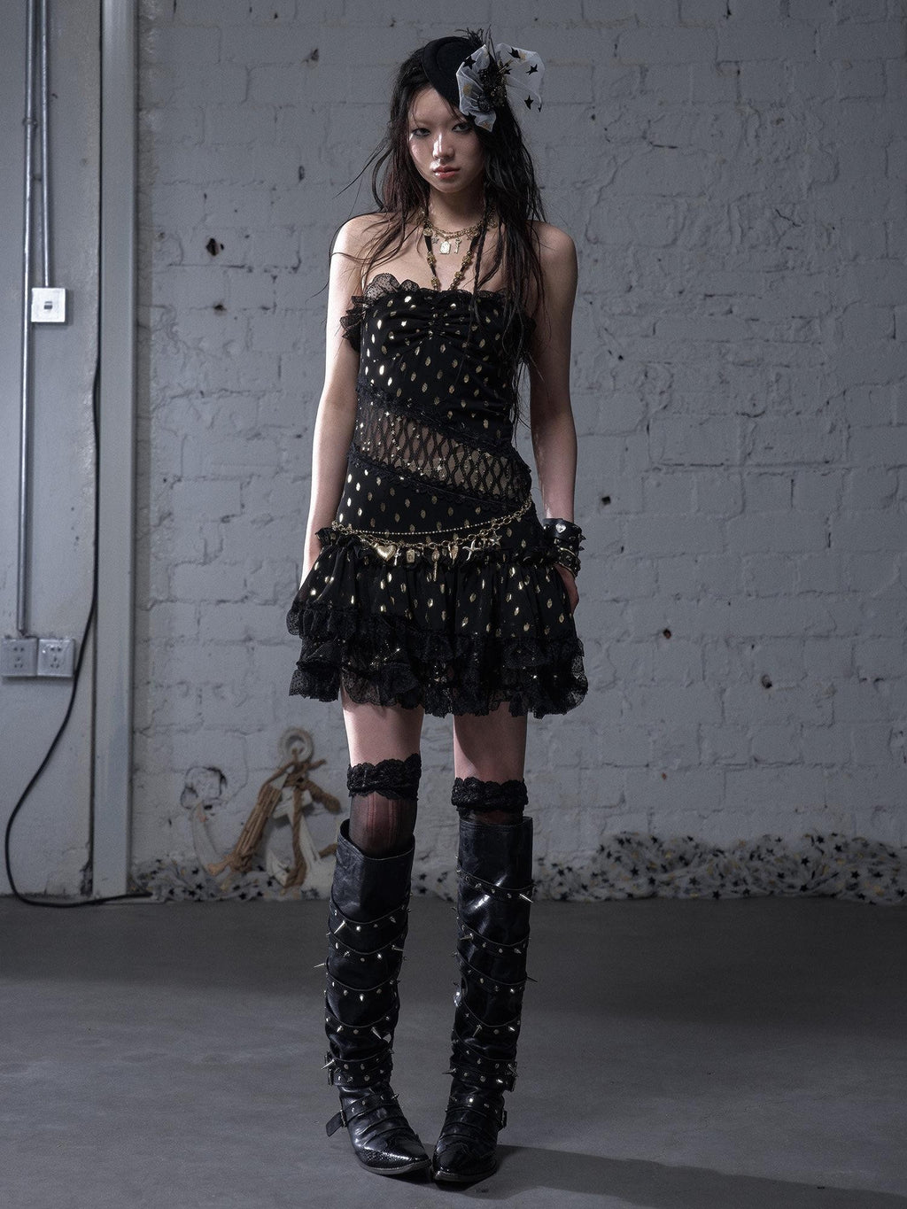NO ROMANCE Retro Polka Dot Gold Foil Lace Halter Women'S Polyester Strapless Mini Dresses