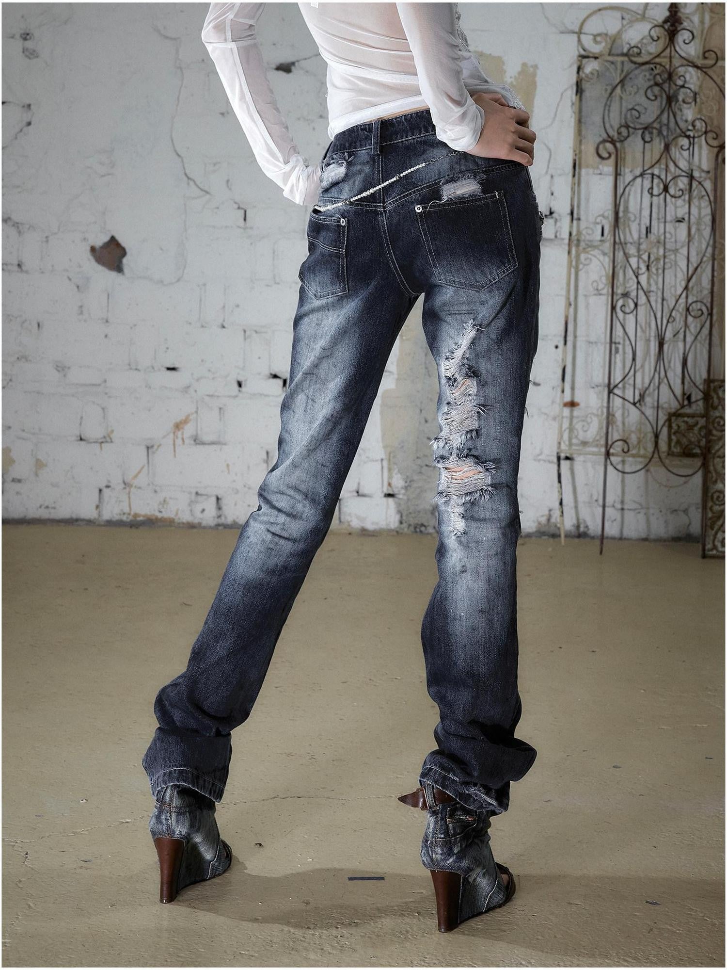 NO ROMANCE Rhinestone Washed Distressed High Waist Slim Women'S Cotton Blend Straight Jeans