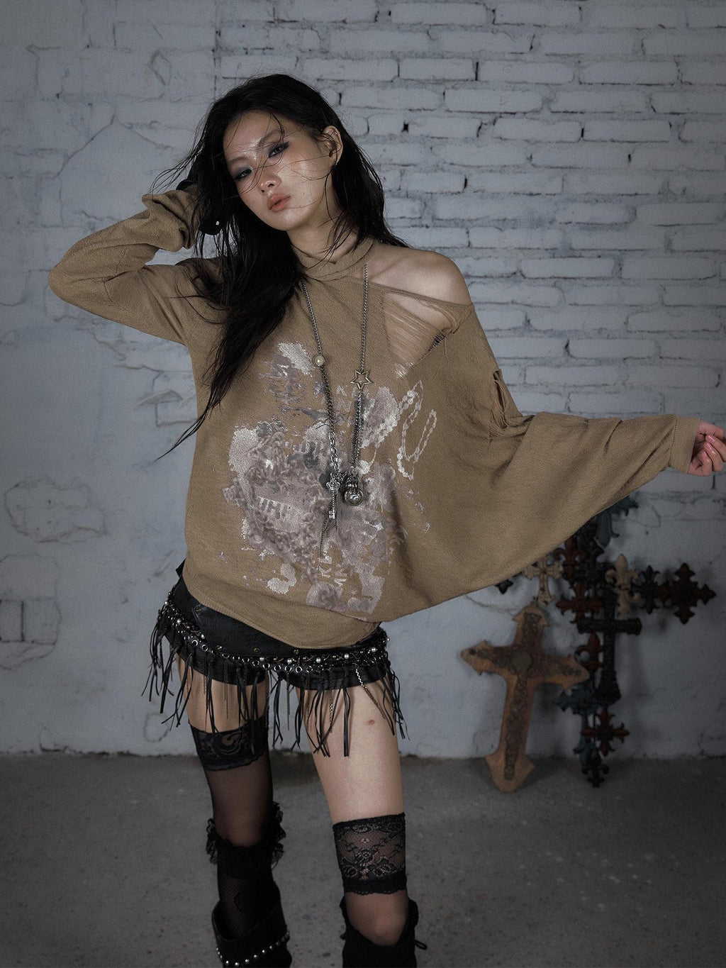 NO ROMANCE Ripped Baroque Punk Loose Asymmetric Shoulder Women'S Knit Long Sleeve T-Shirts