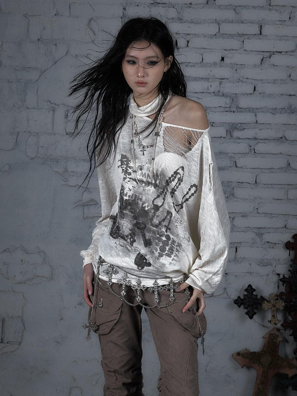 NO ROMANCE Ripped Baroque Punk Loose Asymmetric Shoulder Women'S Knit Long Sleeve T-Shirts