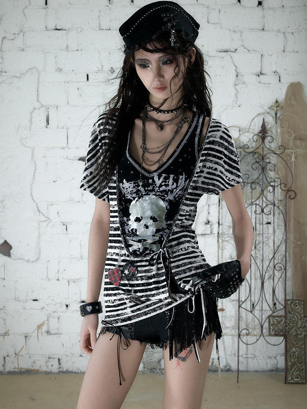 NO ROMANCE Skull Print Asymmetrical Two Piece V-neck Women'S Cotton Short Sleeve T-Shirts