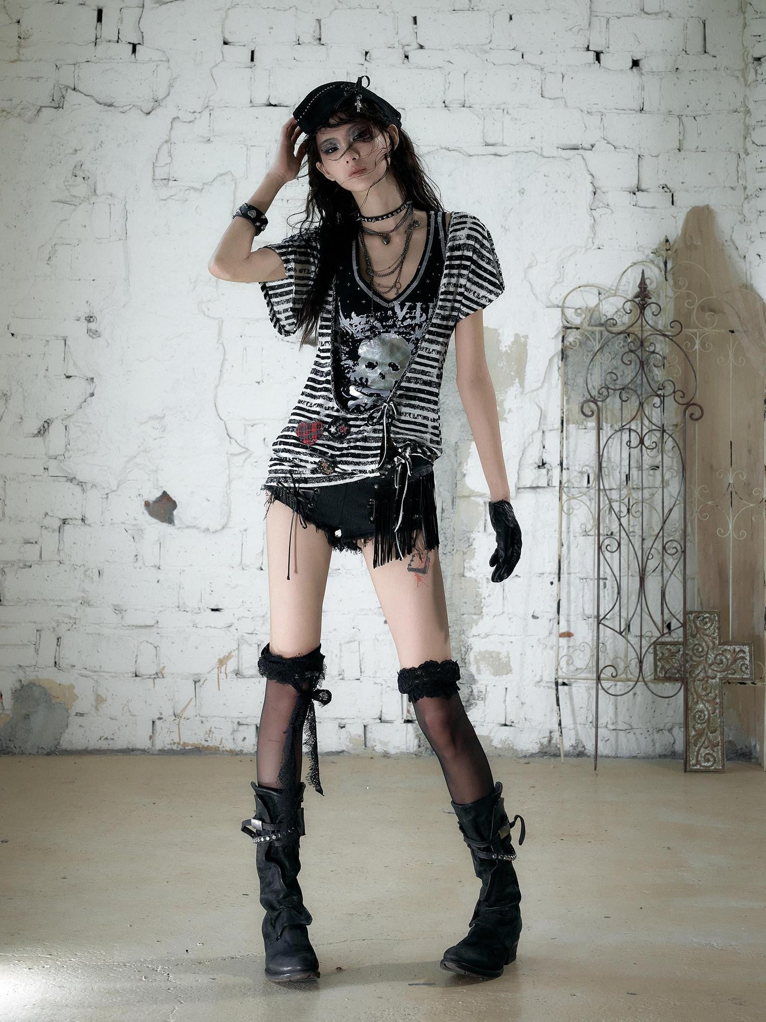 NO ROMANCE Skull Print Asymmetrical Two Piece V-neck Women'S Cotton Short Sleeve T-Shirts