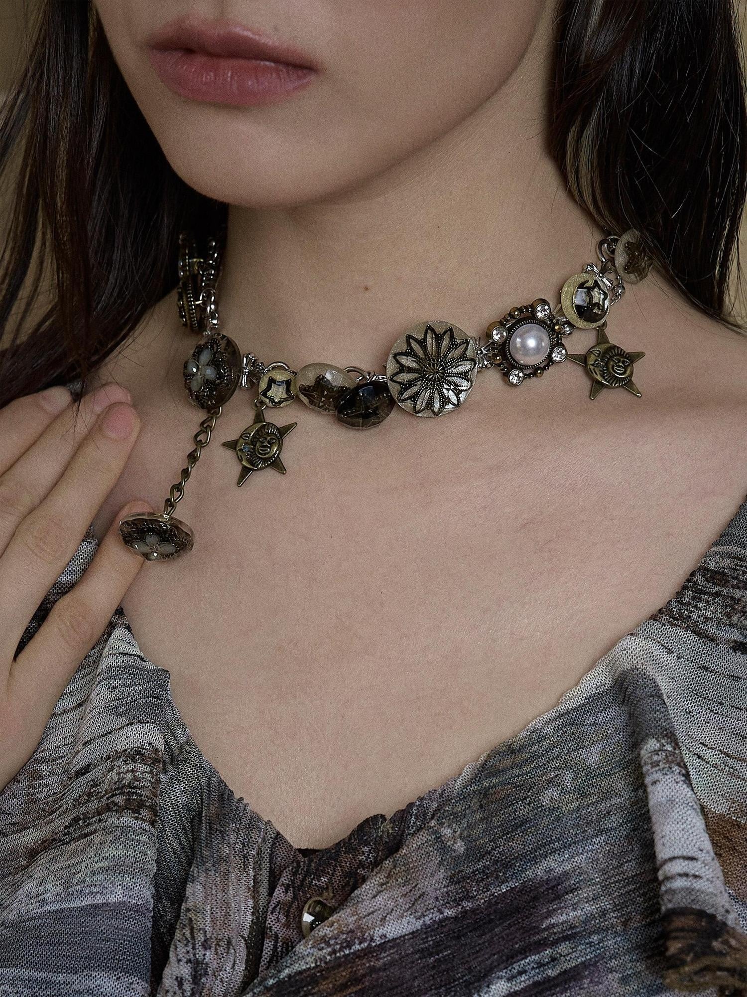 NO ROMANCE Vintage Aged Punk Detailed Button Star Choker Women'S Titanium Steel Necklaces