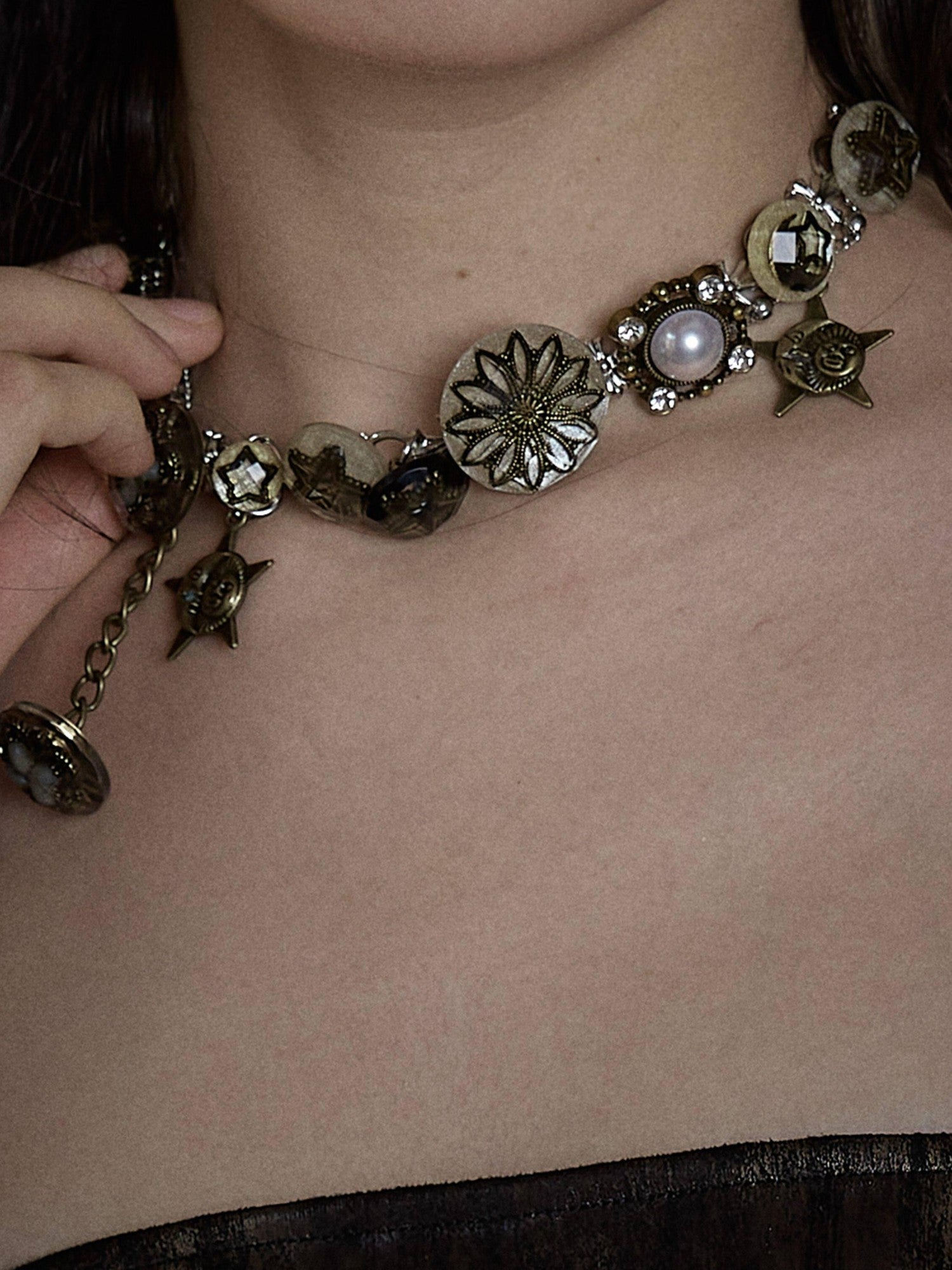 NO ROMANCE Vintage Aged Punk Detailed Button Star Choker Women'S Titanium Steel Necklaces