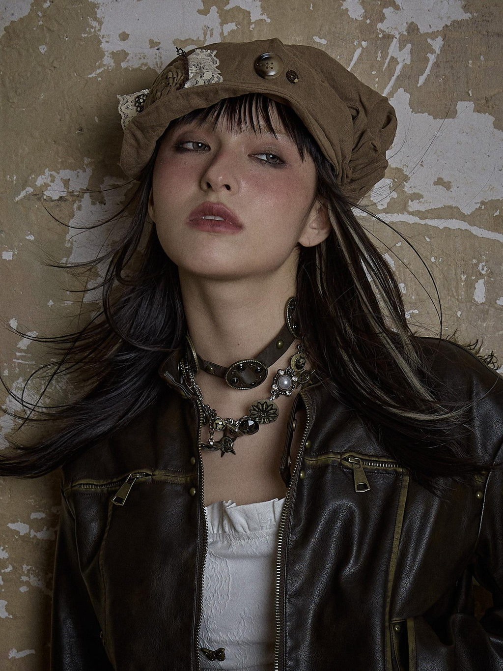 NO ROMANCE Vintage Aged Punk Detailed Button Star Choker Women'S Titanium Steel Necklaces