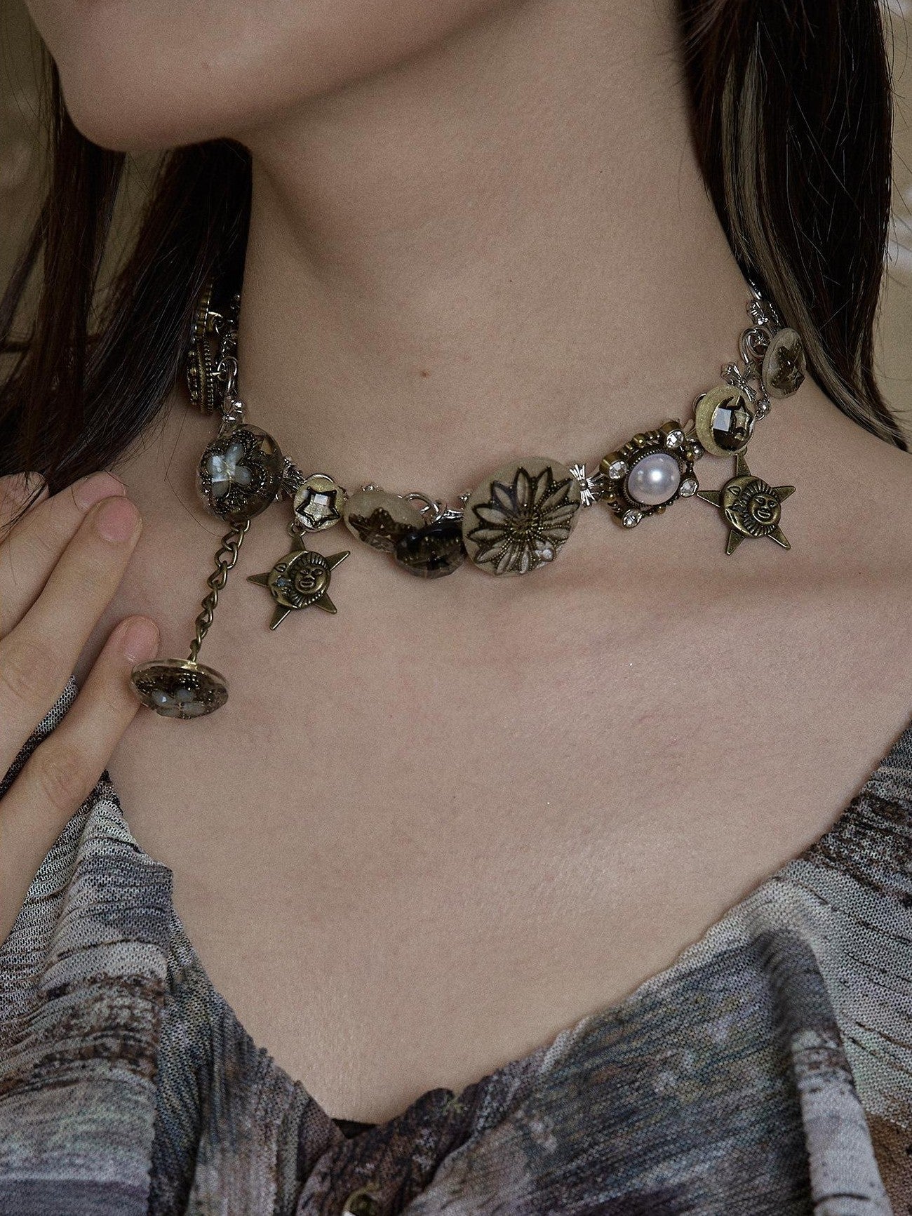 NO ROMANCE Vintage Aged Punk Detailed Button Star Choker Women'S Titanium Steel Necklaces