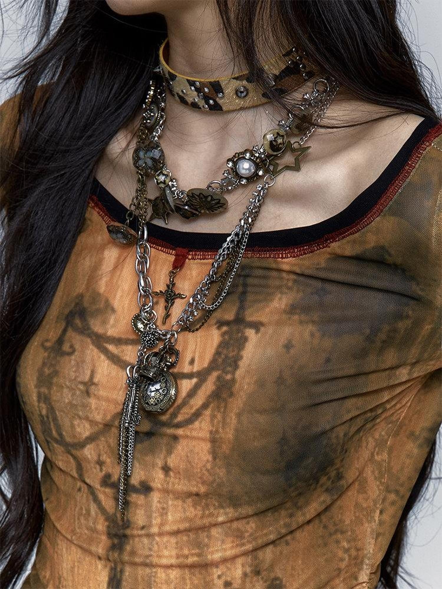 NO ROMANCE Vintage Punk Distressed Pocketwatch Spliced Women'S Manmade Crystal Pendants
