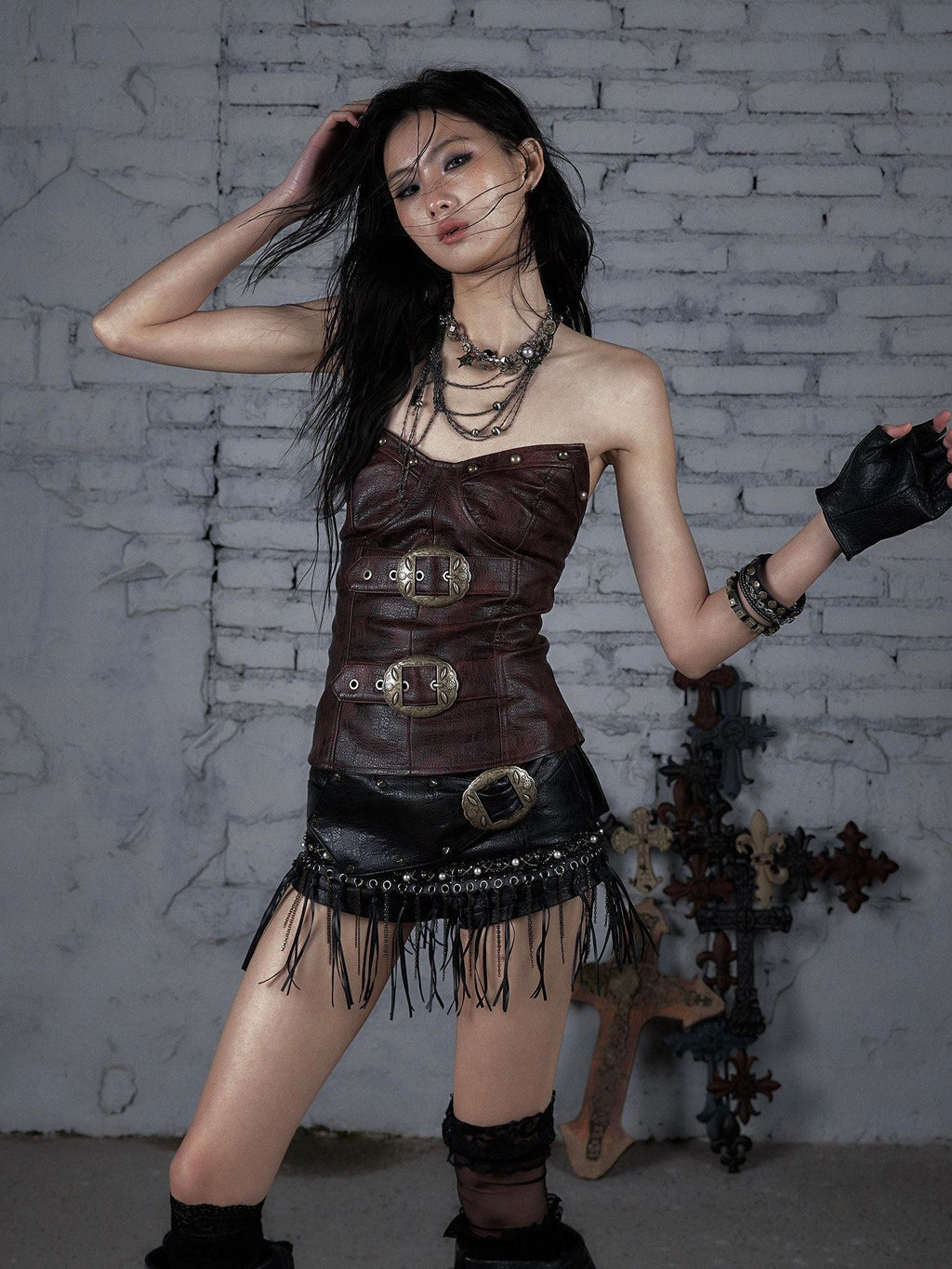 NO ROMANCE Vintage Punk Embellished Slim Women'S Pu Leather Tube Tops / Bandeaus