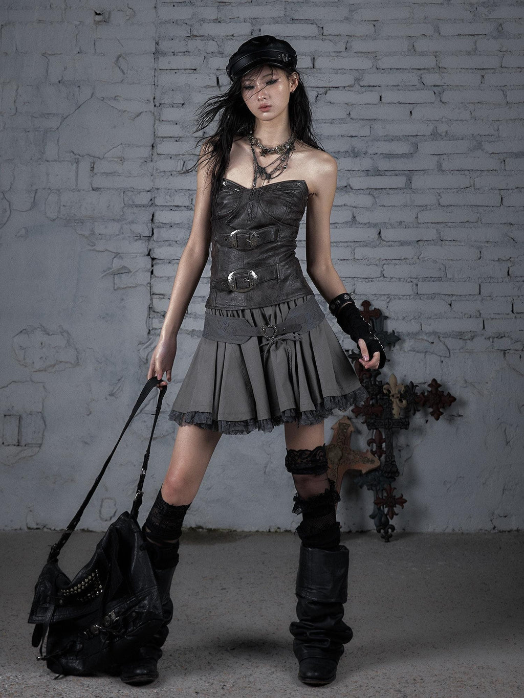 NO ROMANCE Vintage Punk Embellished Slim Women'S Pu Leather Tube Tops / Bandeaus
