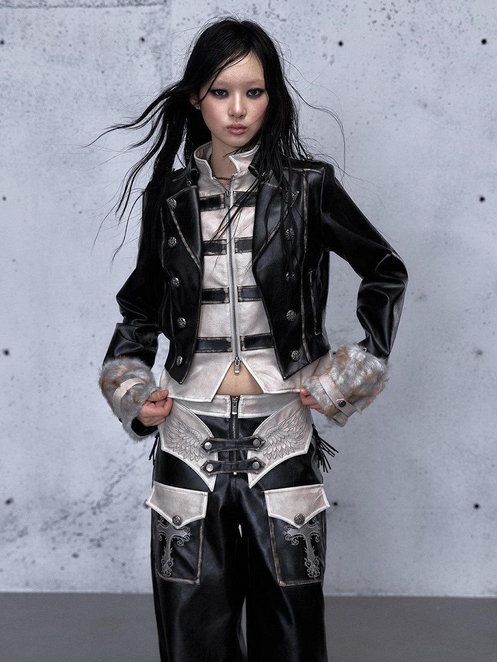 NO ROMANCE Washed Black Colorblock Fur Panel Layered Street Punk Women'S Leather Jackets
