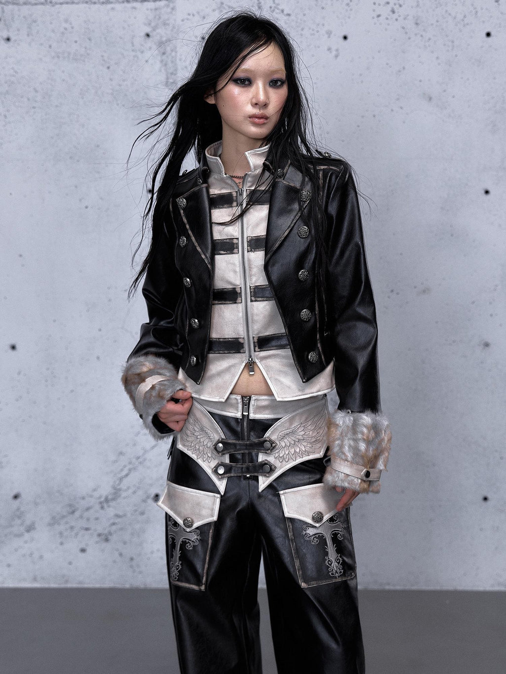 NO ROMANCE Washed Black Colorblock Fur Panel Layered Street Punk Women'S Leather Jackets