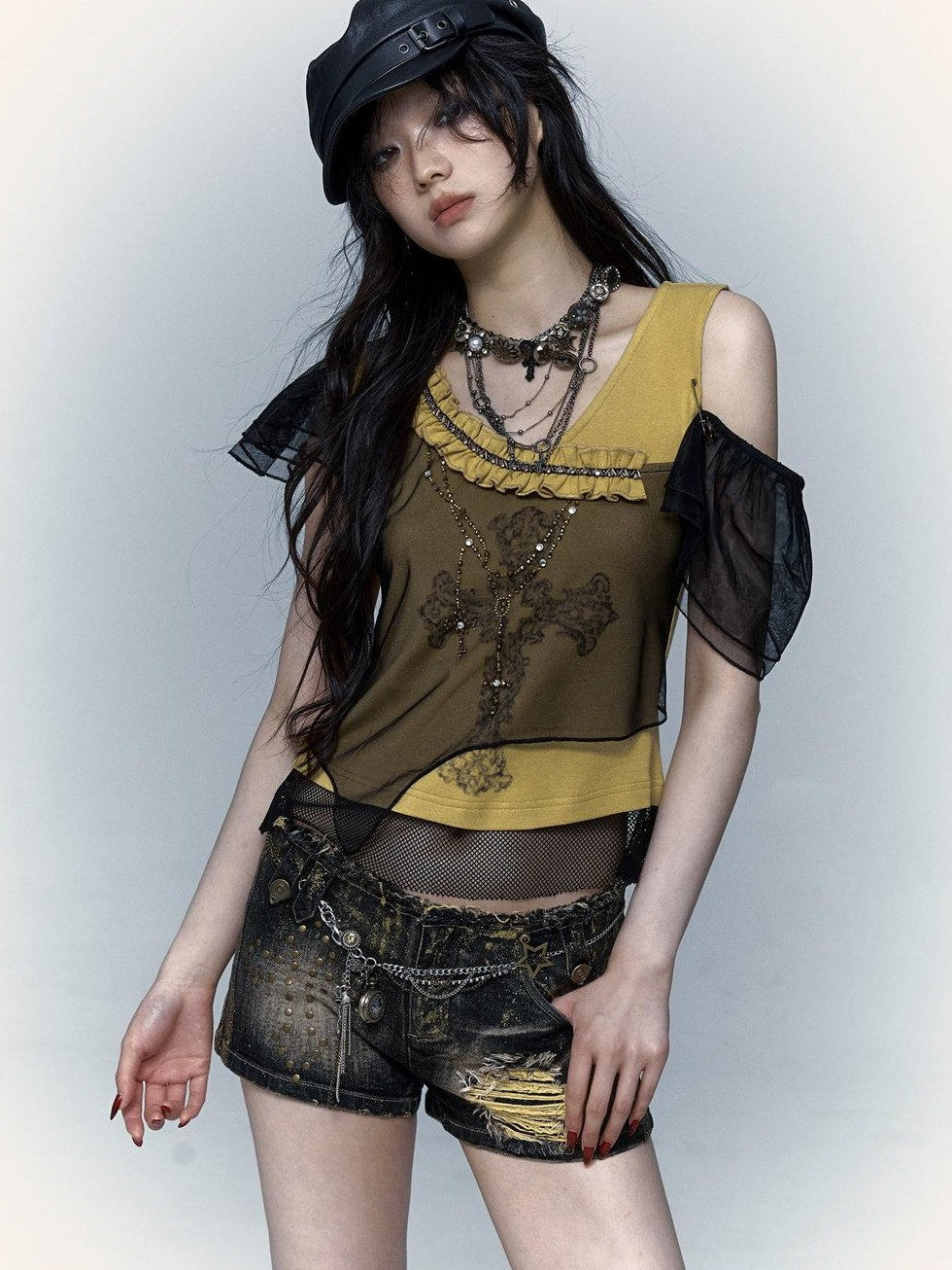 NO ROMANCE Yellow Black Asymmetric Rhinestone Cross Print Women'S Short Sleeve T-Shirts