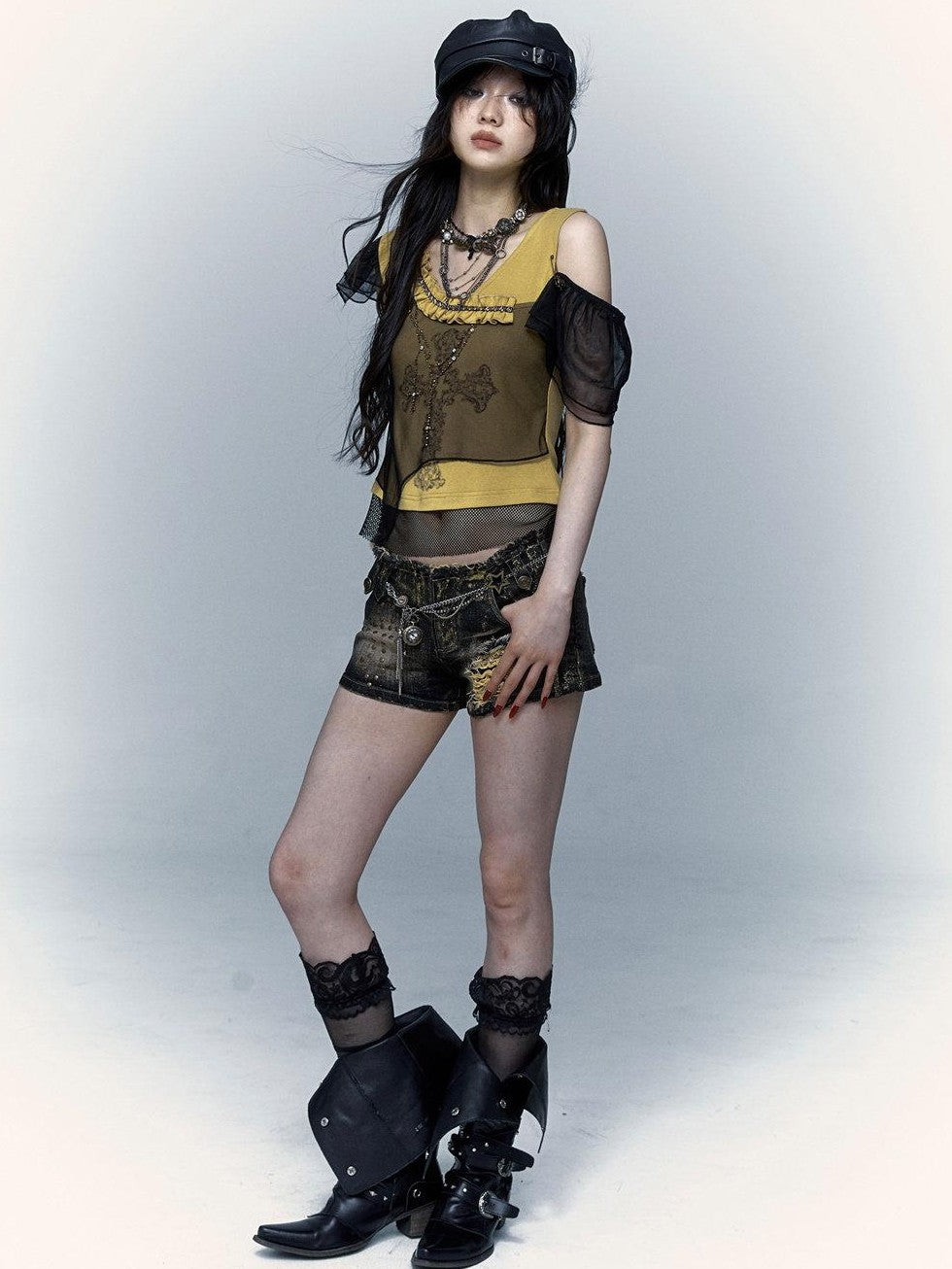 NO ROMANCE Yellow Black Asymmetric Rhinestone Cross Print Women'S Short Sleeve T-Shirts