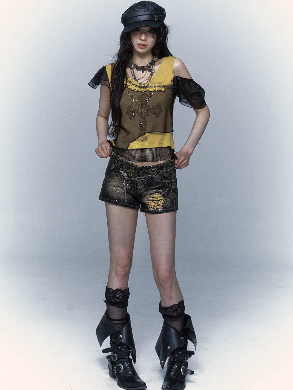 NO ROMANCE Yellow Black Asymmetric Rhinestone Cross Print Women'S Short Sleeve T-Shirts