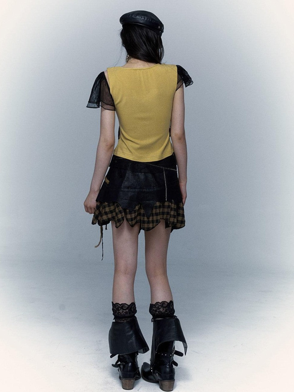 NO ROMANCE Yellow Black Asymmetric Rhinestone Cross Print Women'S Short Sleeve T-Shirts