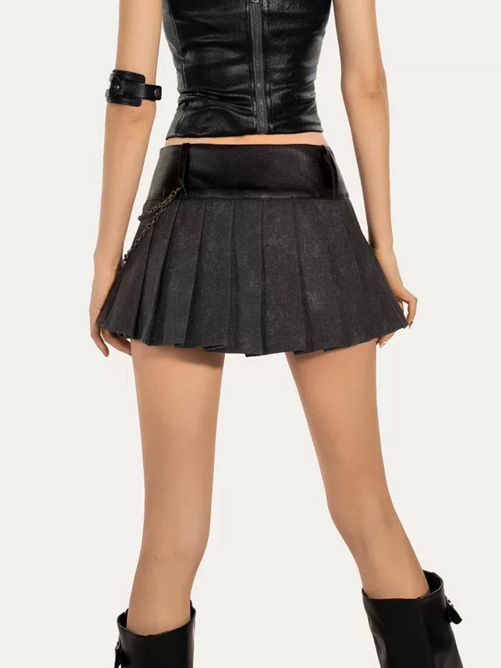 Nico Molly Anti Static Lined Vintage Pleated Aline Low Waist Chain Detail Women Mini Skirts