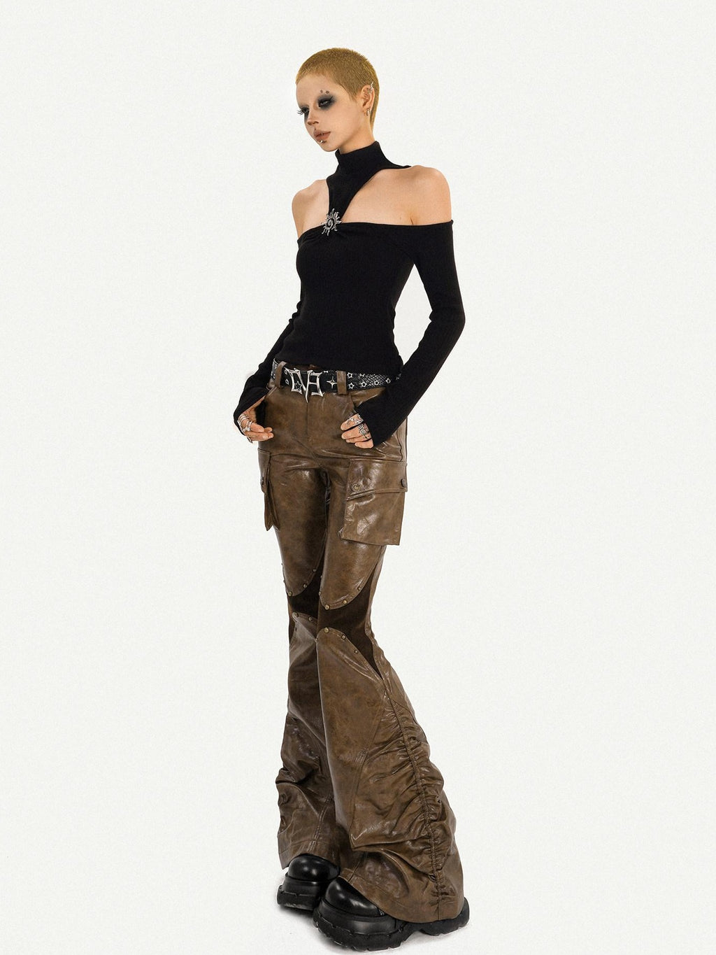 Nico Molly Cutout Metal High Neck Slim Fit Street Style Women Cotton Long Sleeve T-Shirts