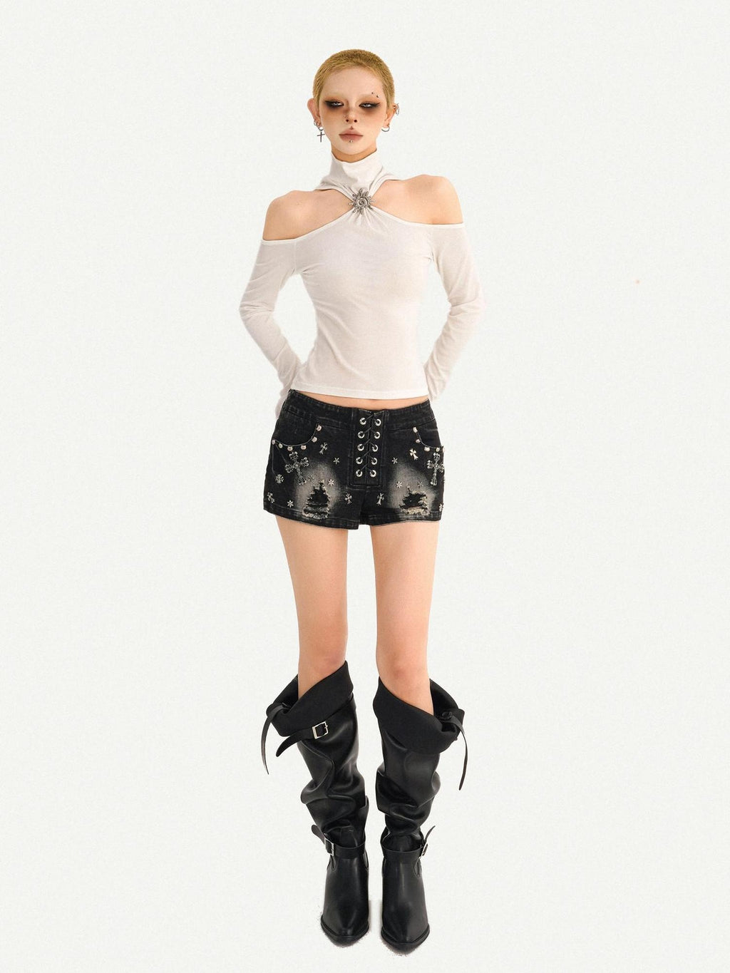 Nico Molly Cutout Metal High Neck Slim Fit Street Style Women Cotton Long Sleeve T-Shirts