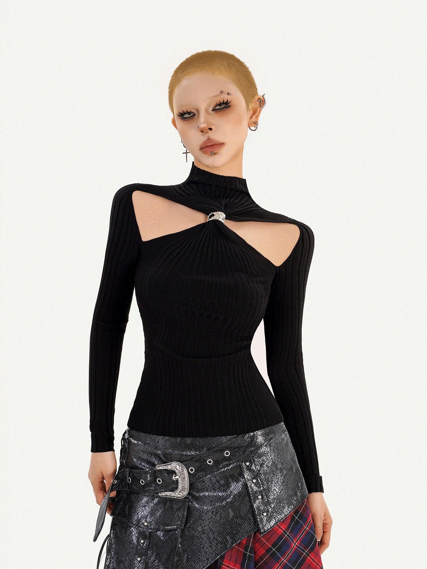 Nico Molly Edgy Cutout Slim Fit High Neck Long Sleeve Black Pullover Knitwear
