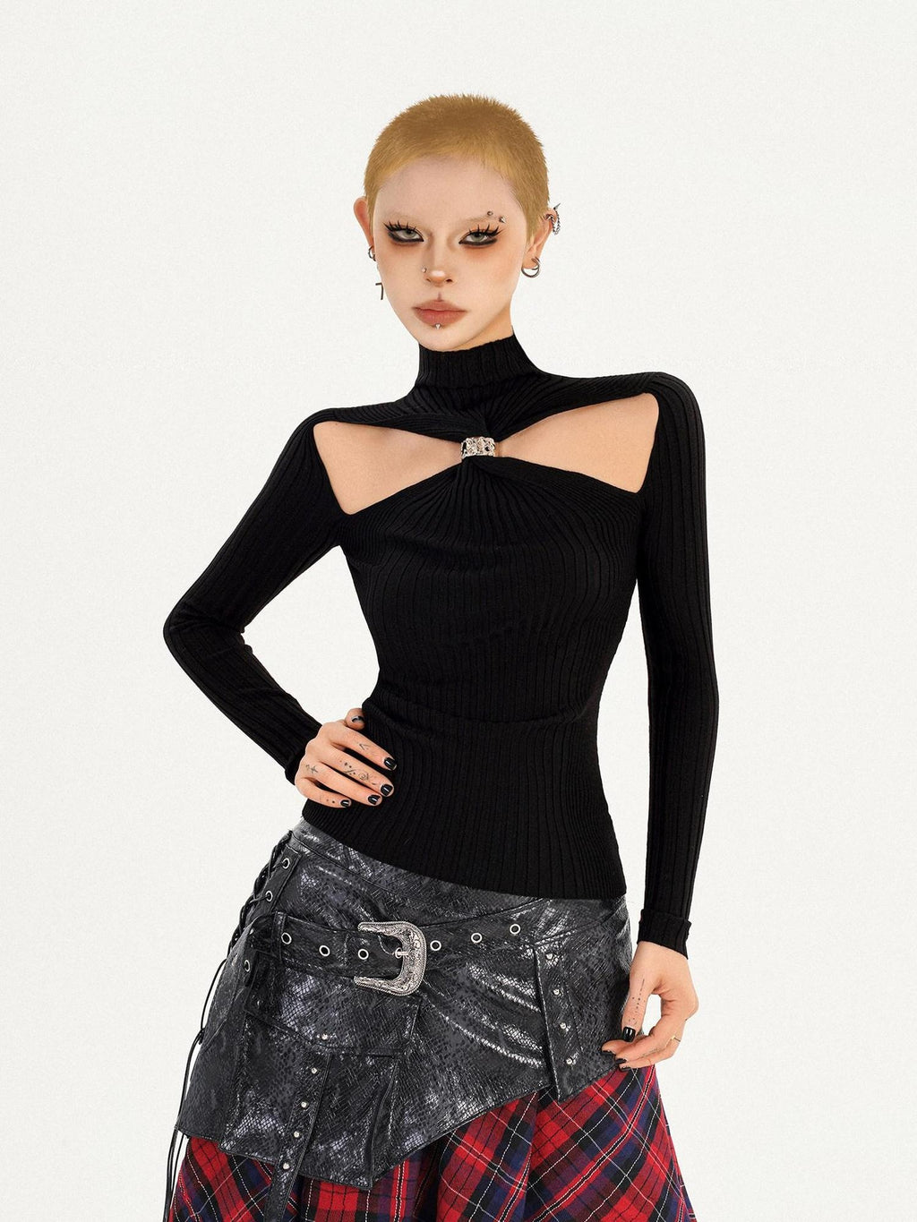 Nico Molly Edgy Cutout Slim Fit High Neck Long Sleeve Black Pullover Knitwear